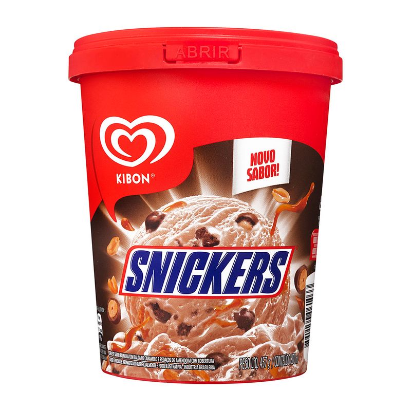 Sorvete-Sabor-Baunilha-com-Calda-de-Caramelo-e-Pedacos-de-Amendoim-Snickers-Kibon-Pote-800ml