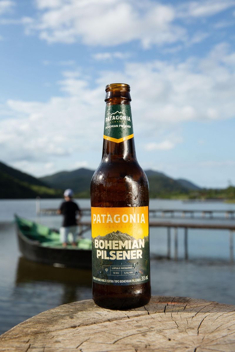 Cerveja-Patagonia-Bohemian-Pilsener-Garrafa-355ml