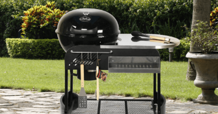 Churrasqueira-a-Carvao-com-Mesa-41x64x79cm-Preto-Labravia