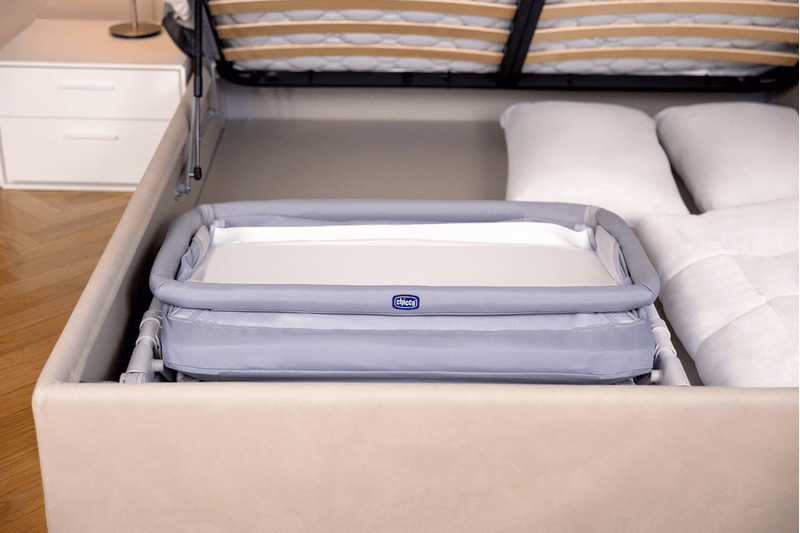 Berco-Next-2-Me-Pop-Up-Grey-Mist-Chicco