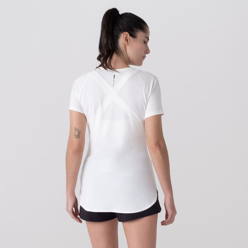 camiseta feminina - Bia GameTube Store
