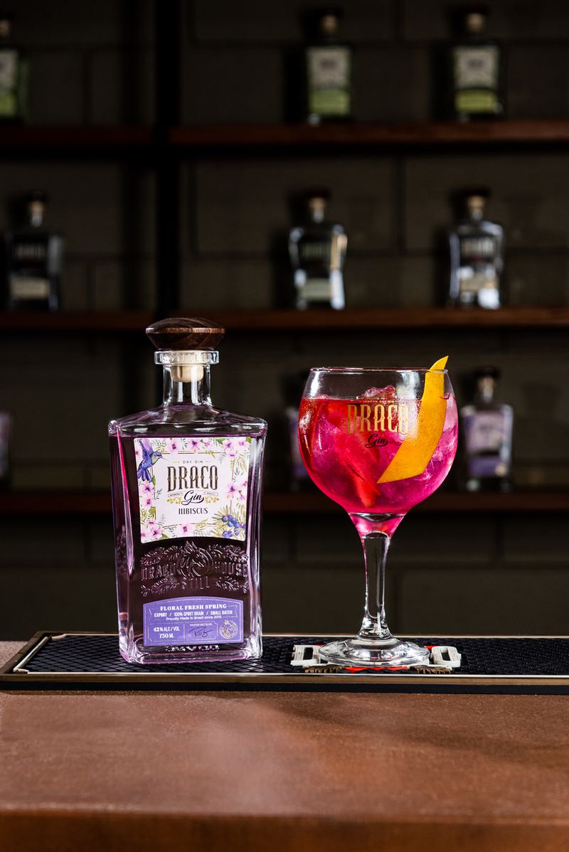 Garrafa_Hibiscus_Fundo_Bar.jpg